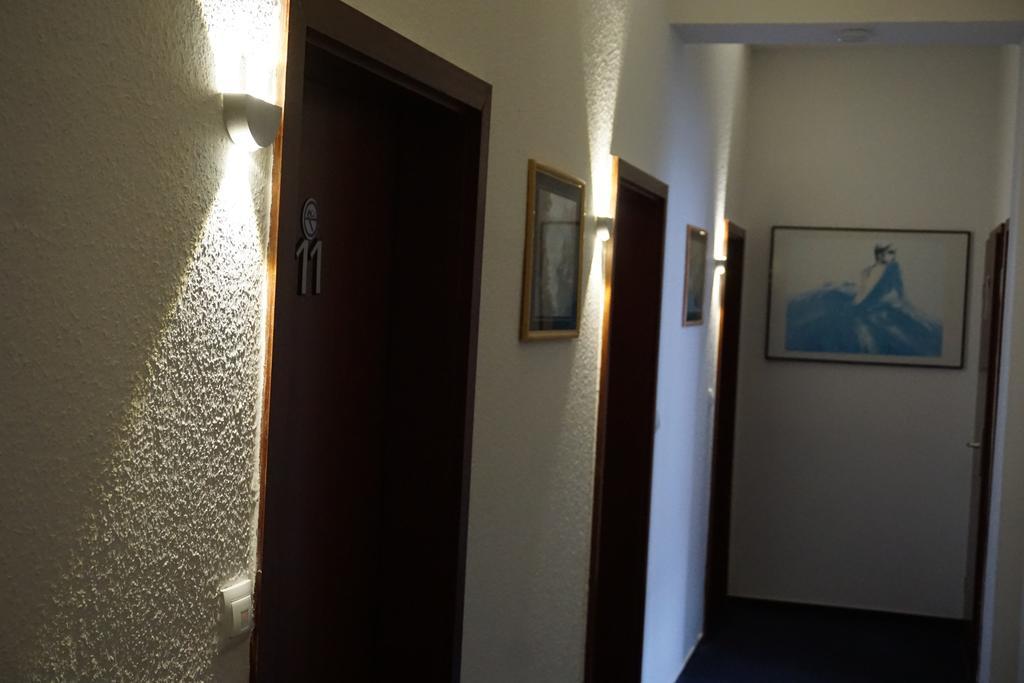 Itm Hotel Oase Hamburg-Harburg Exteriör bild