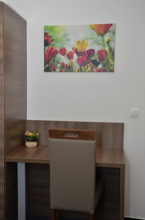 Itm Hotel Oase Hamburg-Harburg Rum bild