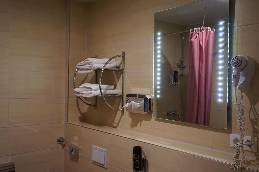 Itm Hotel Oase Hamburg-Harburg Rum bild