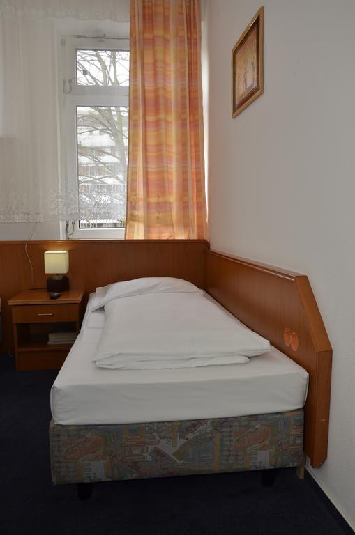 Itm Hotel Oase Hamburg-Harburg Rum bild